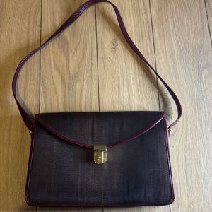 Comtesse Vintage Shoulder Bag